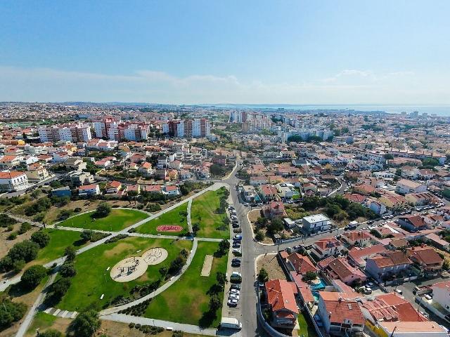 Terreno à venda em São Domingos de Rana, Cascais RE/MAX Portugal