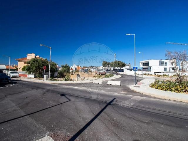 Terreno à venda em São Domingos de Rana, Cascais RE/MAX Portugal