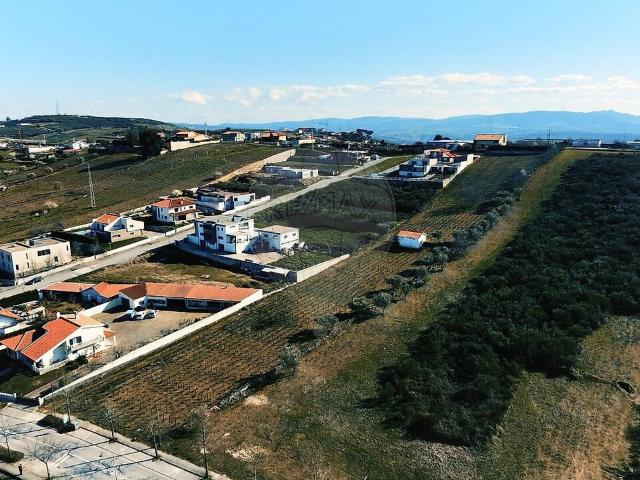 Terreno à venda em São João da Pesqueira e Várzea de Trevões, São João da Pesqueira RE/MAX Portugal