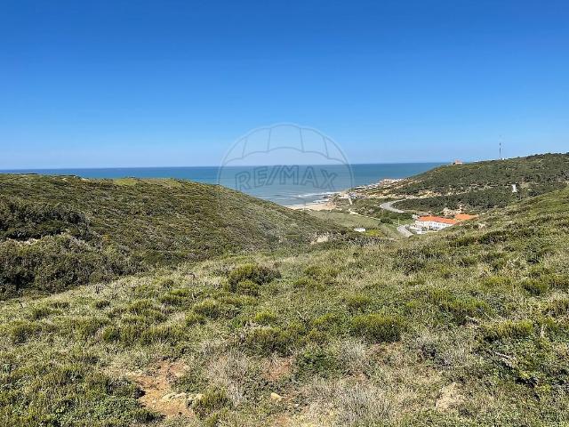 Terreno à venda em São João das Lampas e Terrugem, Sintra RE/MAX Portugal
