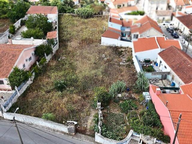 Terreno à venda em São João das Lampas e Terrugem, Sintra RE/MAX Portugal