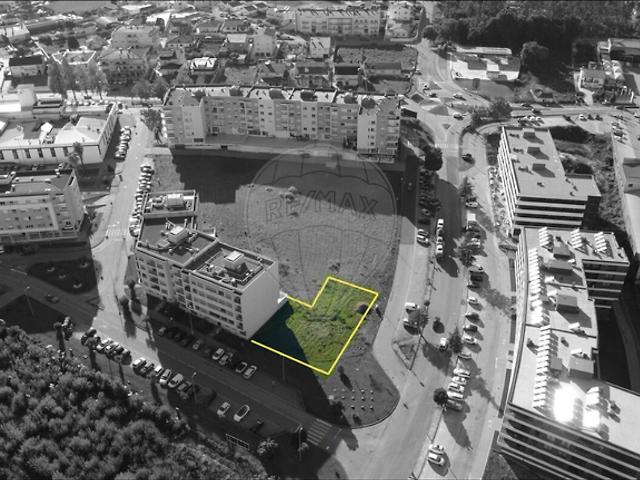 Terreno à venda em São João de Ver, Santa Maria da Feira RE/MAX Portugal