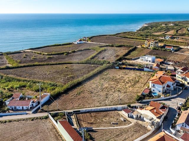 Terreno à venda em São Pedro da Cadeira, Torres Vedras RE/MAX Portugal