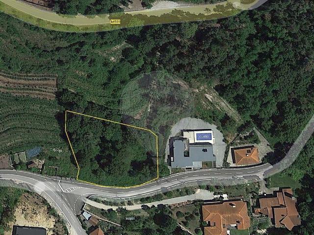 Terreno à venda em São Pedro do Sul