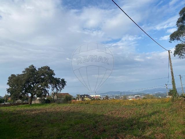 Terreno à venda em São Romão de Neiva, Viana do Castelo RE/MAX Portugal