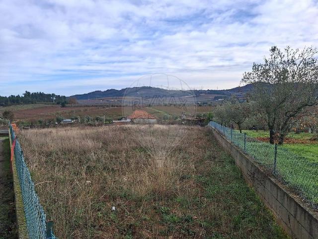 Terreno à venda em São Romão e Santiago, Armamar RE/MAX Portugal