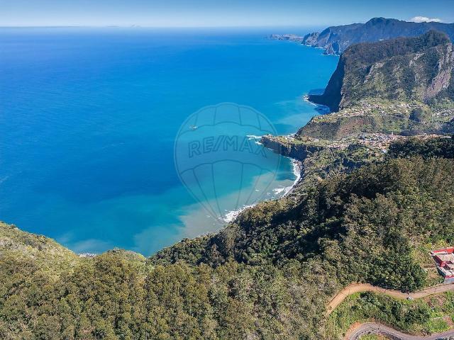 Terreno à venda em São Roque do Faial, Santana RE/MAX Portugal