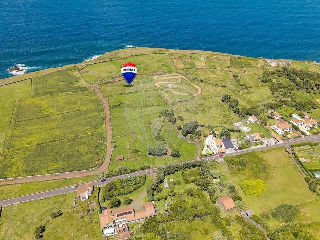 Terreno à venda em São Vicente Ferreira, Ponta Delgada RE/MAX Portugal