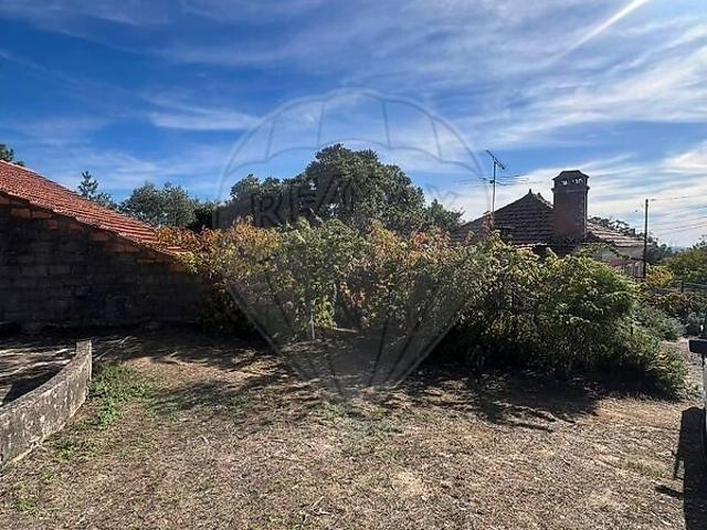 Terreno à venda em Souto da Carpalhosa e Ortigosa, Leiria RE/MAX Portugal