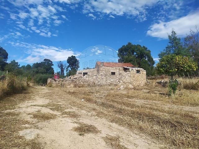 Terreno à venda em Soalheira, Fundão RE/MAX Portugal