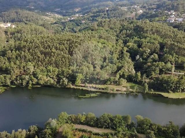 Terreno à venda em Sobradelo da Goma, Póvoa de Lanhoso RE/MAX Portugal