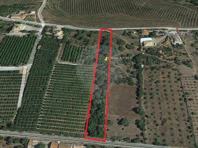 Terreno à venda em Sobrado