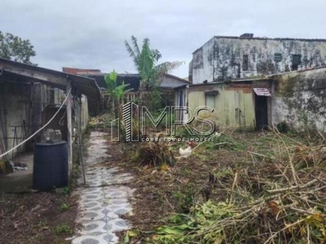 Terreno à Venda em Samambaia Praia Grande 300m² Ideal para Construção