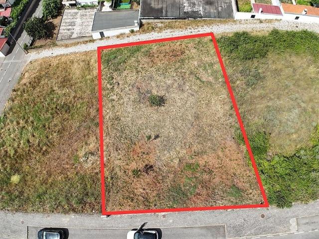 Terreno à venda em Samil, Bragança RE/MAX Portugal