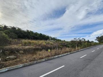 Terreno à venda em Santo Antão