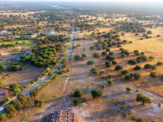 Terreno à venda em Santo Estevão, Benavente RE/MAX Portugal