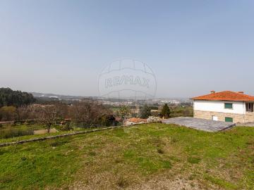 Terreno à venda em Santo Tirso