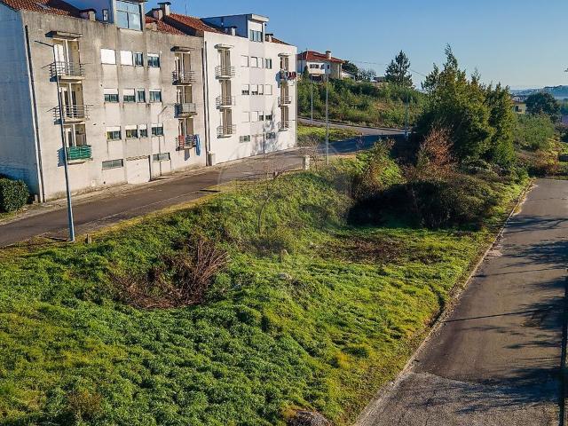 Terreno à venda em Santa Comba Dão e Couto do Mosteiro, Santa Comba Dão RE/MAX Portugal