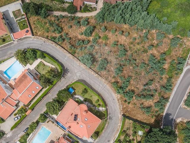 Terreno à venda em Santa Comba Dão e Couto do Mosteiro, Santa Comba Dão RE/MAX Portugal