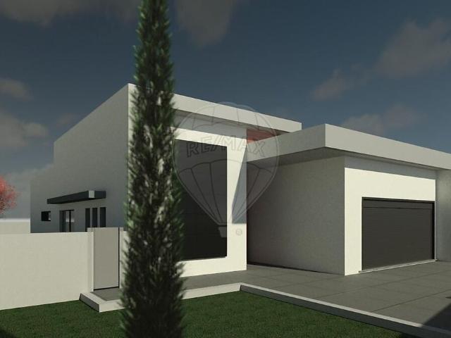 Terreno à venda em Santa Comba Dão e Couto do Mosteiro, Santa Comba Dão RE/MAX Portugal