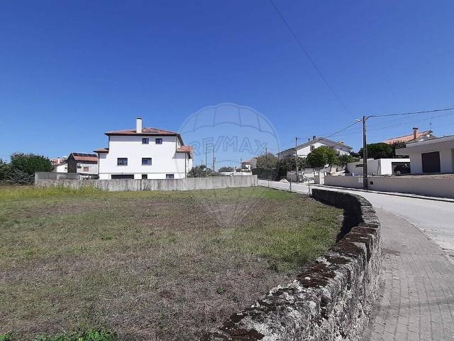 Terreno à venda em Santa Comba Dão e Couto do Mosteiro, Santa Comba Dão RE/MAX Portugal