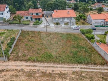 Terreno à venda em Santa Comba Dão