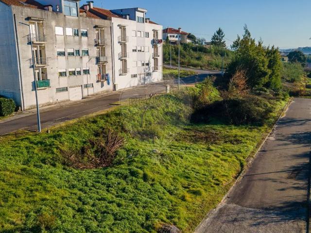 Terreno à venda em Santa Comba Dão