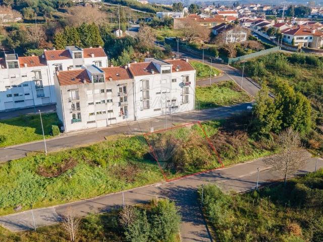 Terreno à venda em Santa Comba Dão