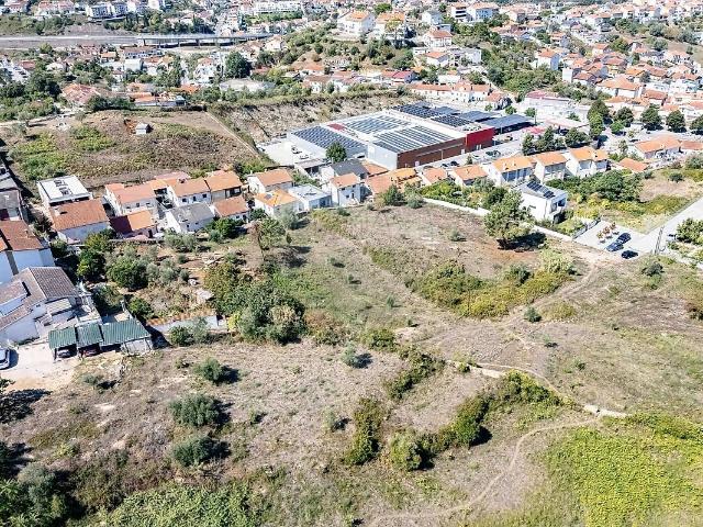 Terreno à venda em Santa Clara e Castelo Viegas, Coimbra RE/MAX Portugal