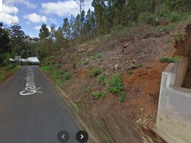 Terreno à venda em Santa Cruz