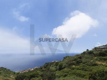 Terreno à venda em Santa Cruz com viabilidade de construção