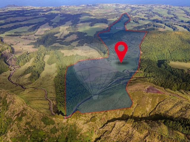 Terreno à venda em Santa Bárbara, Ponta Delgada RE/MAX Portugal