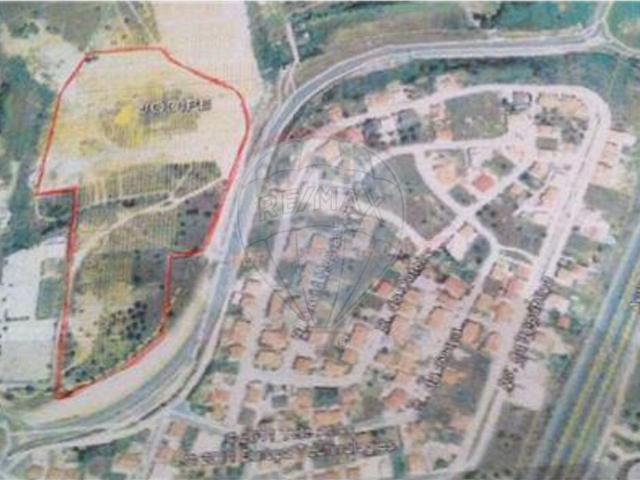 Terreno à venda em Santa Iria de Azoia, São João da Talha e Bobadela, Loures RE/MAX Portugal