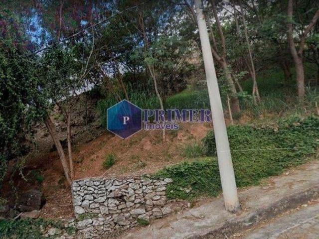 Terreno à venda em Santa Lúcia