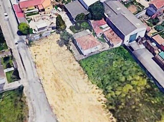 Terreno à venda em Santa Maria de Lamas, Santa Maria da Feira RE/MAX Portugal