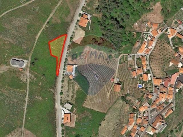 Terreno à venda em Santa Marta de Penaguião