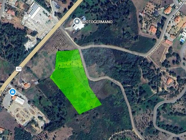 Terreno à venda em Santiago, Seia RE/MAX Portugal