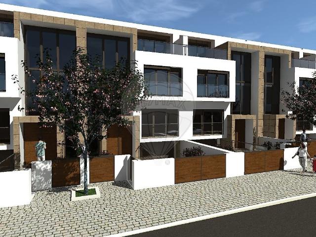 Terreno à venda em Sarilhos Grandes, Montijo RE/MAX Portugal