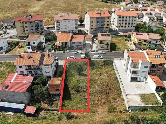 Terreno à venda em Sé, Santa Maria e Meixedo, Bragança RE/MAX Portugal