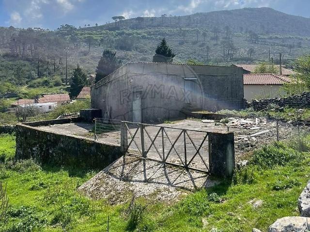 Terreno à venda em Serro Ventoso, Porto de Mós RE/MAX Portugal