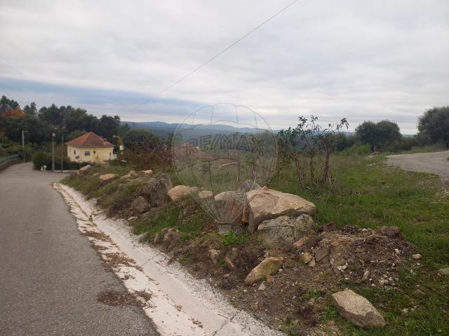 Terreno à venda em Sertã