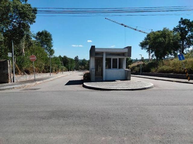 Terreno à venda em Serzedo e Perosinho, Vila Nova de Gaia RE/MAX Portugal