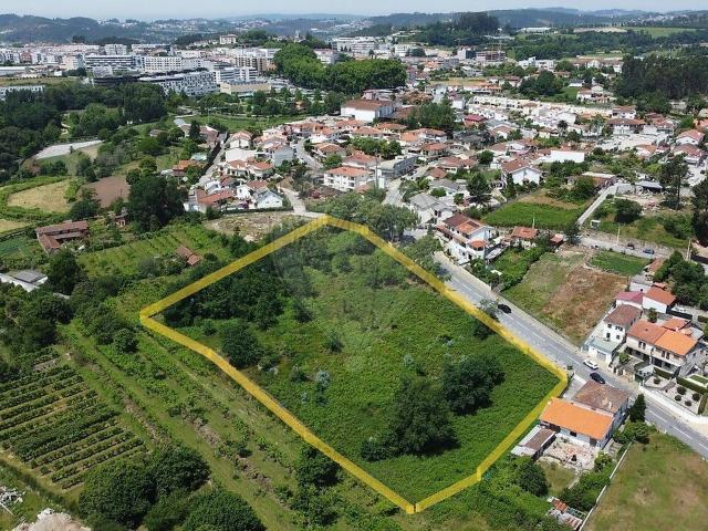 Terreno à venda em Silvares, Pias, Nogueira e Alvarenga, Lousada RE/MAX Portugal