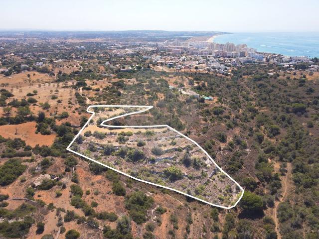 Terreno à venda em Silves