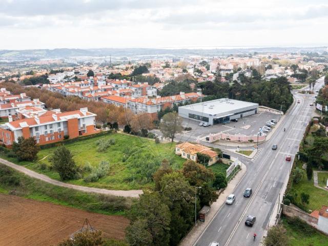 Terreno à venda em Sintra Santa Maria e São Miguel, São Martinho e São Pedro de Penaferrim, Sintra RE/MAX Portugal