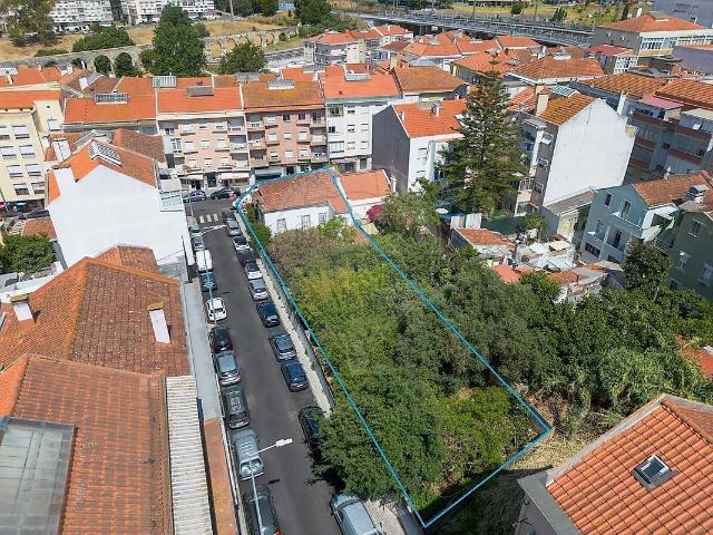 Terreno à venda em Sintra