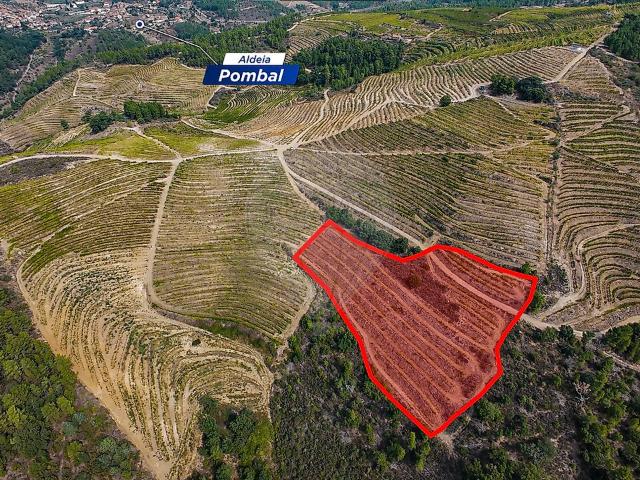 Terreno à venda em Pombal, Carrazeda de Ansiães RE/MAX Portugal