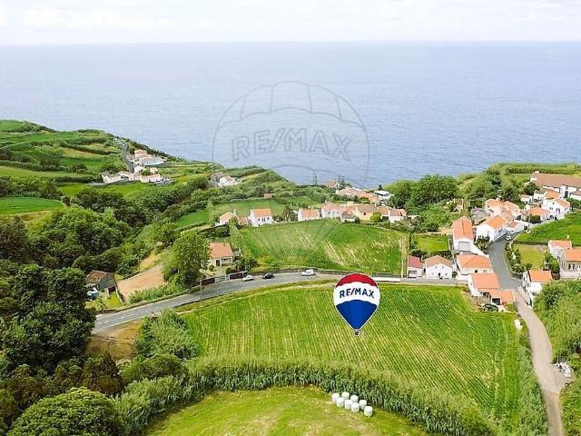 Terreno à venda em Ajuda da Bretanha, Ponta Delgada RE/MAX Portugal