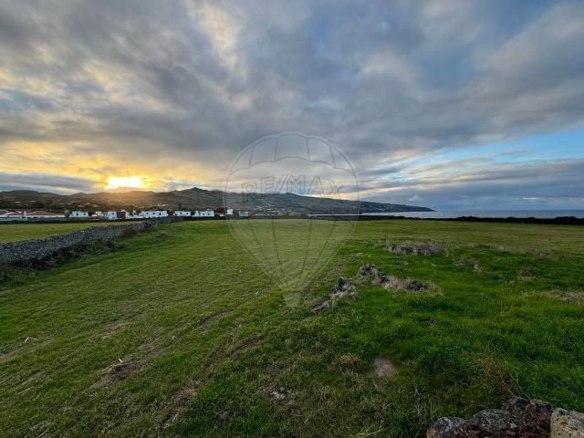 Terreno à venda em Ponta Delgada