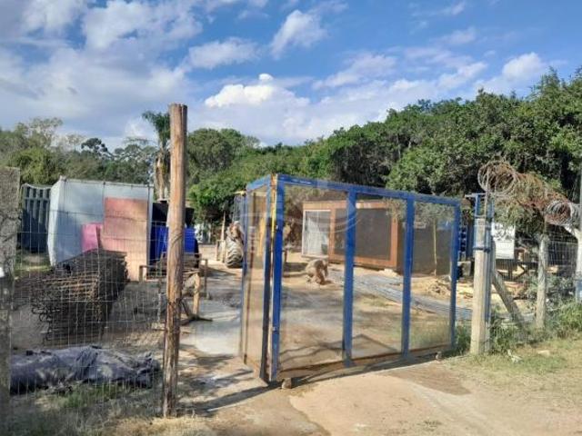 Terreno à venda em Porto Alegre RS, bairro Lami, 690m² de área!